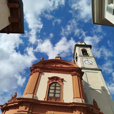 בית נופש Little Garden House צ'רנוביו